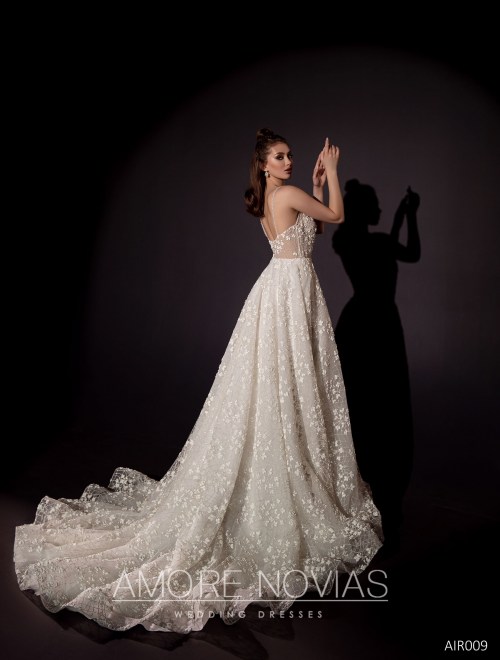 https://amore-novias.com/images/stories/virtuemart/product/AIR009       (3).jpg